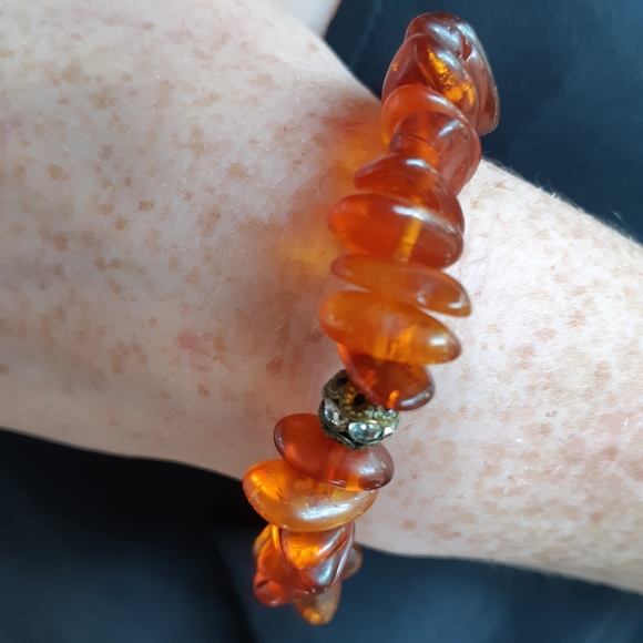 Baltic amber with antique spacers in brass and rhinestones. - Picture 2 of 6